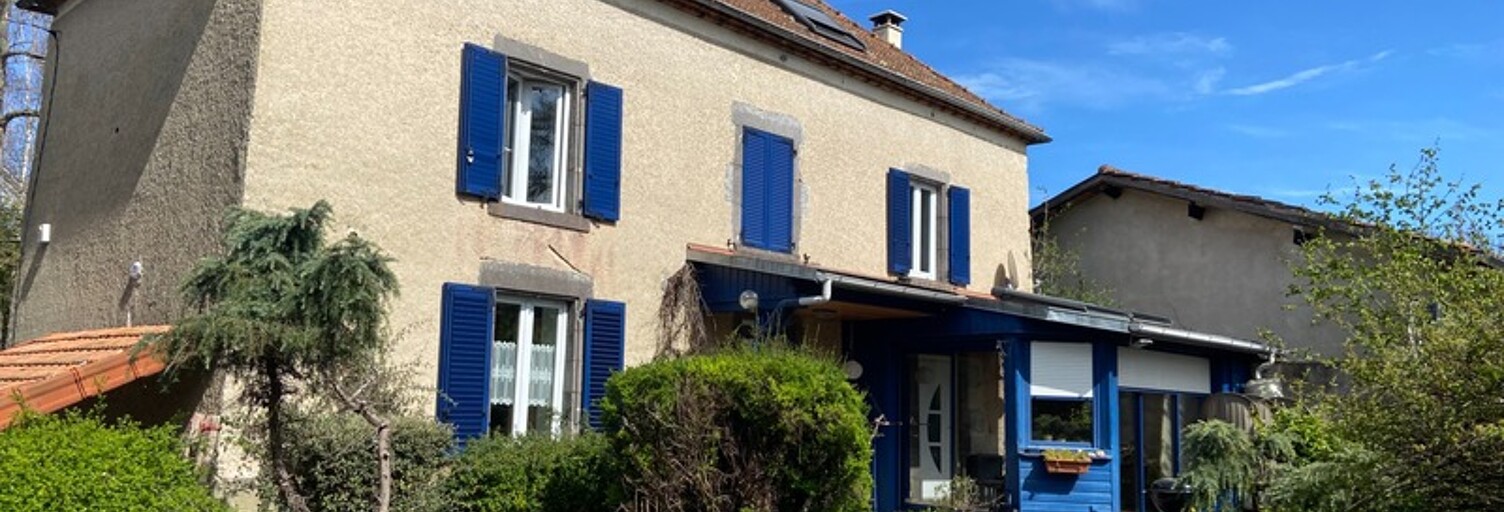 Maison 7 Pièces 146 m² à vendre à Luzillat (63350)