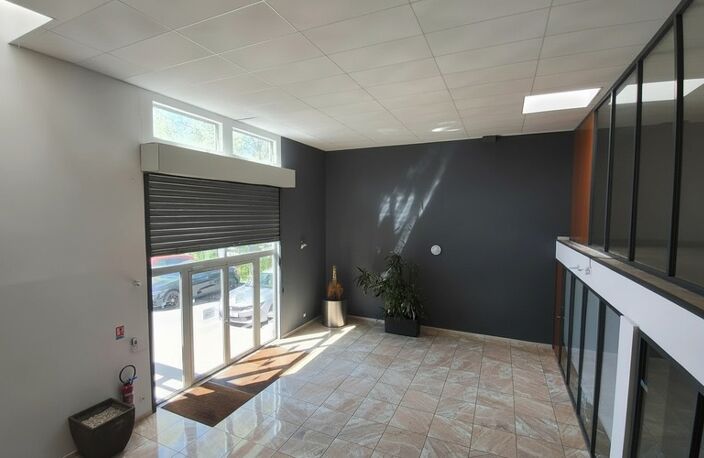 IMMEUBLE DE BUREAUX INDÉPENDANT 701 m² - MONTPELLIER PARC 2000 - FORT RENDEMENT — photo 4