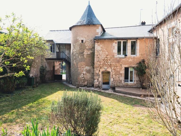 Belle demeure en pierre - 165 m2 sur un terrain de 2290 m2 - BONNEUIL MATOURS (86) — photo 1