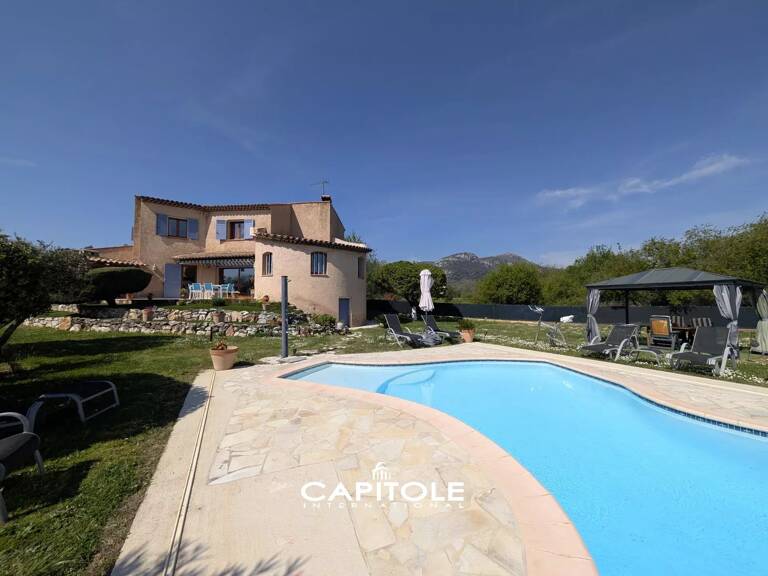 Charmante villa 5 pièces avec piscine à La Gaude — photo 1