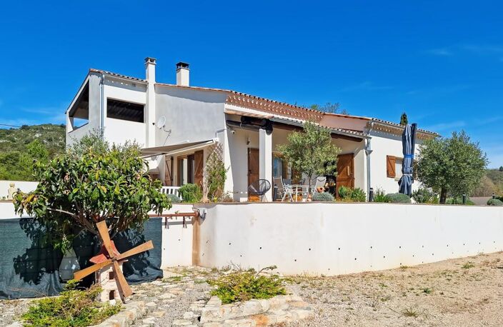 À Vendre QUINSON Bien rare – Villa contemporaine avec panorama d’exception et prestations de qualité — photo 2