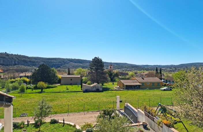 À Vendre QUINSON Bien rare – Villa contemporaine avec panorama d’exception et prestations de qualité — photo 4