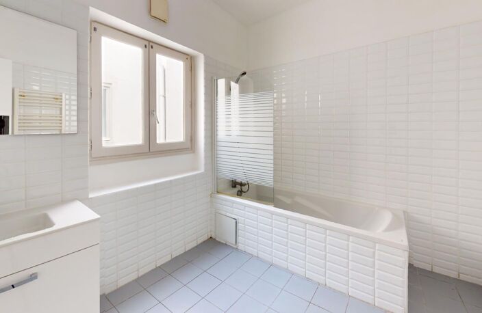 Appartement T4 - Rénové et Spacieux — photo 4