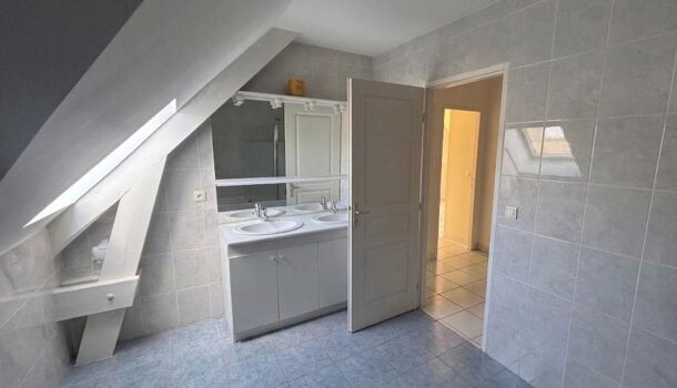 Villa / Maison 4 pièces  à louer Lescar 64230