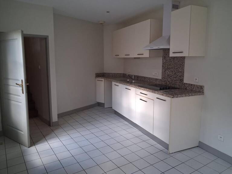Appartement À Louer — photo 1