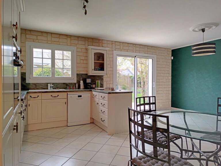 COUP DE CŒUR – Maison familiale avec jardin et garage — photo 1