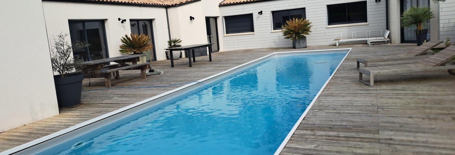 Maison 7 Pièces 214 m² à vendre à Virson (17290)