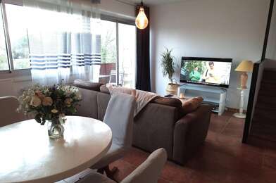 Appartement 3 pièces 990 €