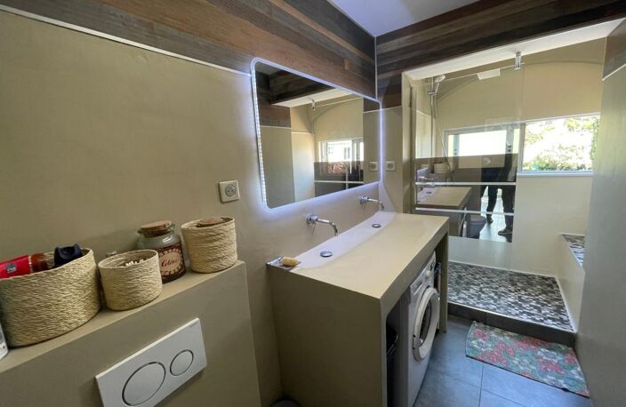 A VENDRE SAINT CYR SUR MER 83270 APPARTEMENT 4 PIECES 3 CHAMBRES DERNEIR ETAGE — photo 3