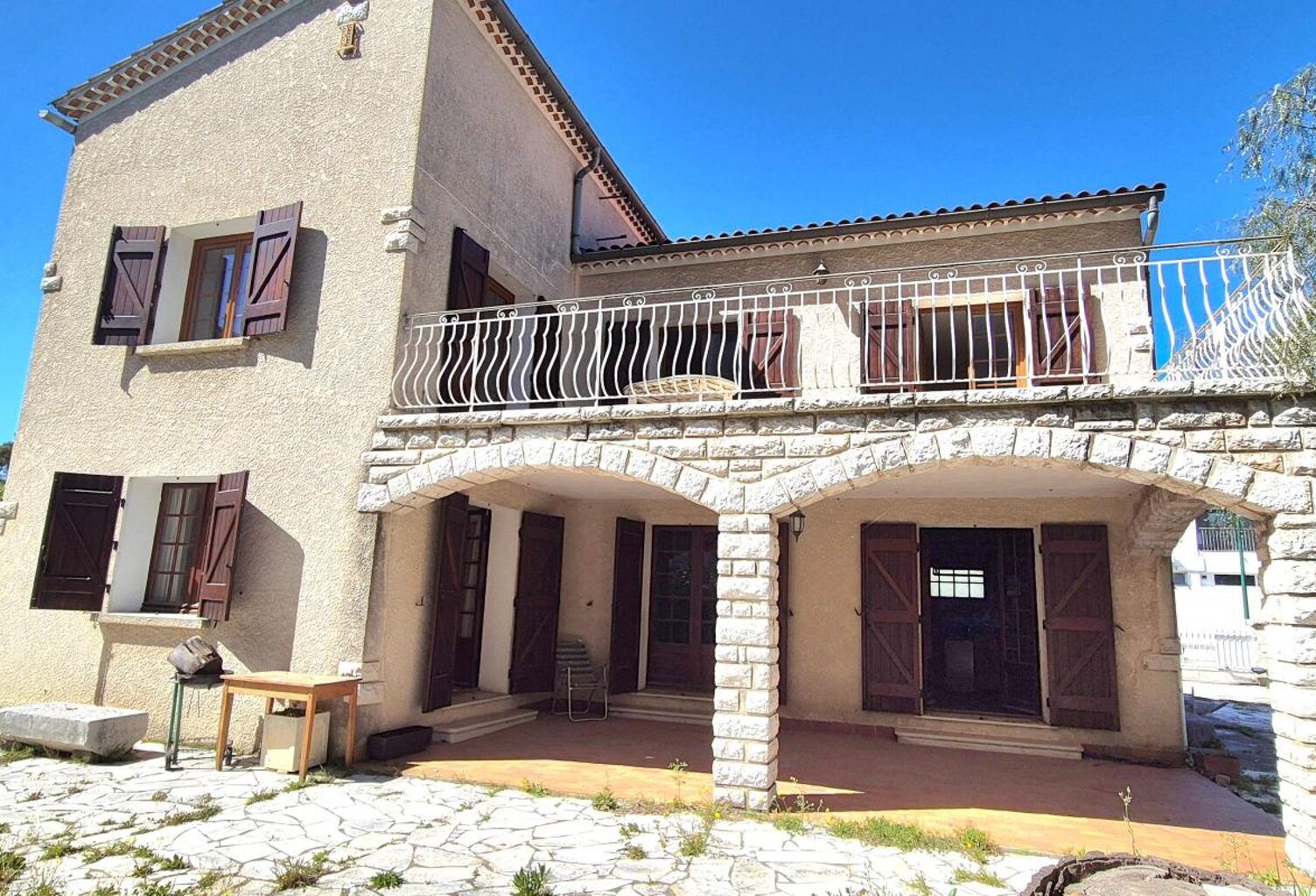 LA GARDE Maison de 130 m2 avec dépendance et garage de 75 m2 sur un terrain de 473 m2 — photo 1