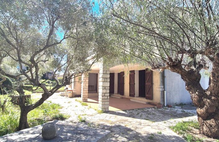 LA GARDE Maison de 130 m2 avec dépendance et garage de 75 m2 sur un terrain de 473 m2 — photo 2