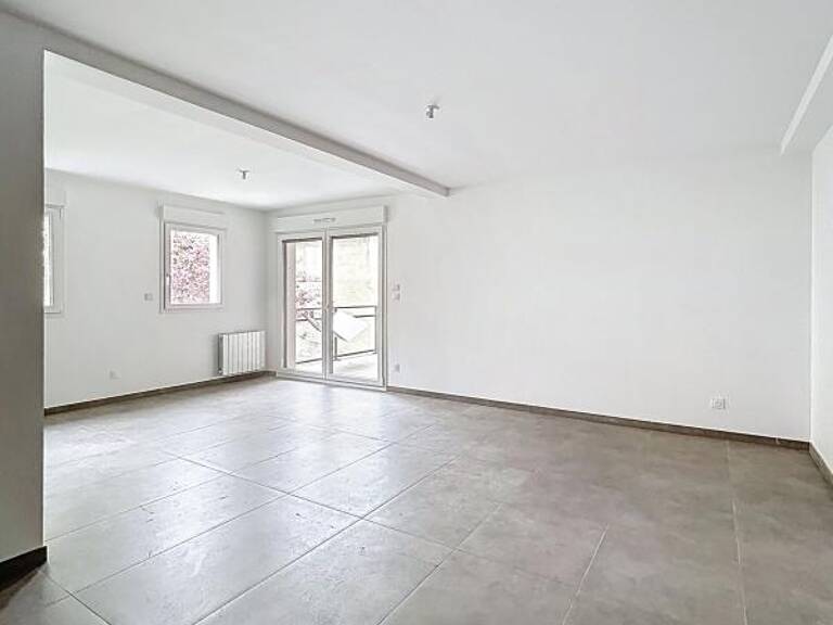 Appartement À Vendre — photo 1