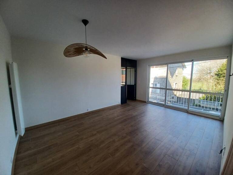 Appartement À Vendre — photo 1