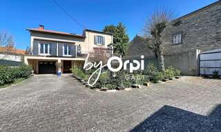 Maison 5 Pièces 257 m² à vendre à Chambaron sur Morge (63200)