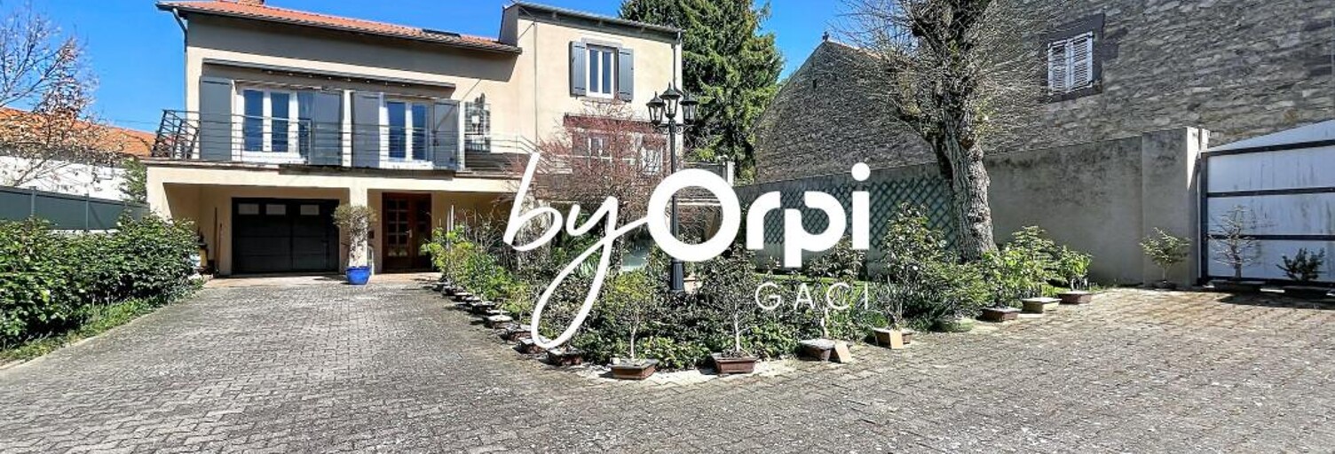 Maison 5 Pièces 257 m² à vendre à Chambaron sur Morge (63200)