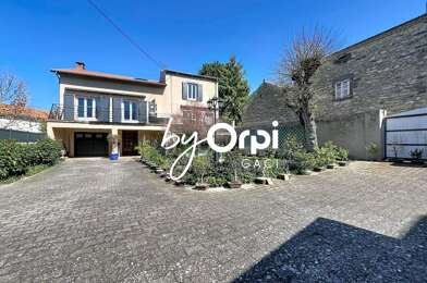 Maison 5 pièces 399000 €
