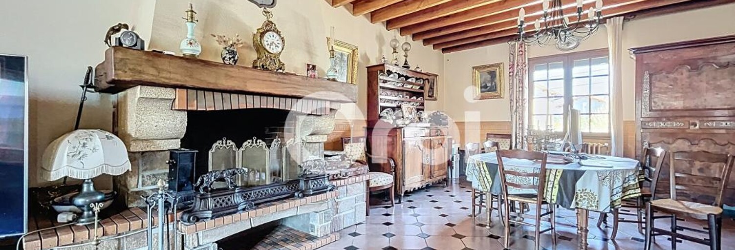 Maison 5 Pièces 257 m² à vendre à Riom (63200)