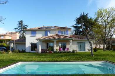 Maison 7 pièces 825000 €