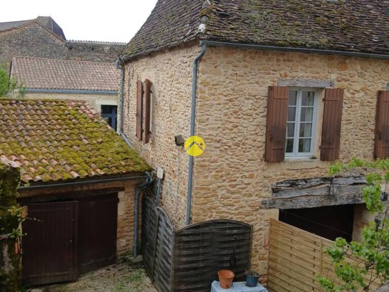 MAISON DE VILLAGE — photo 1