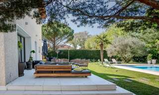 Maison 7 Pièces 241 m² à vendre à Bron (69500)