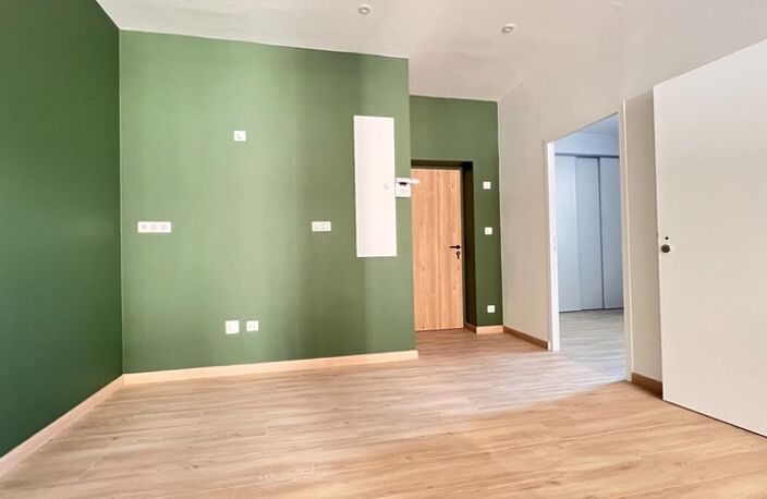 Dpt Finistère (29), à vendre CROZON centre appartement T3 de 63,50 m² Habitable  - Cave — photo 2