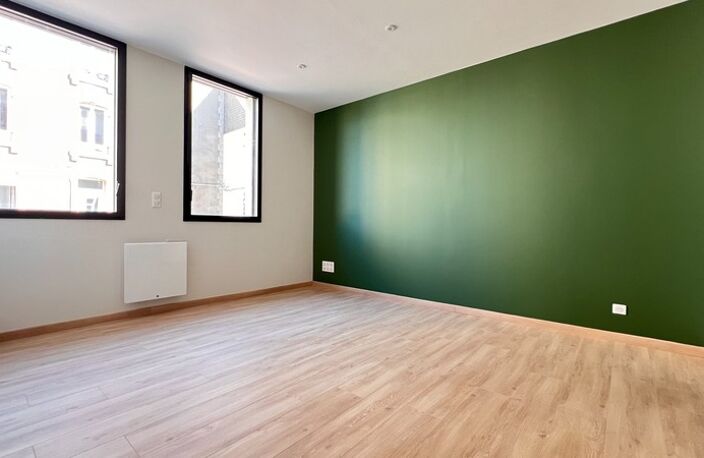Dpt Finistère (29), à vendre CROZON centre appartement T3 de 63,50 m² Habitable  - Cave — photo 3
