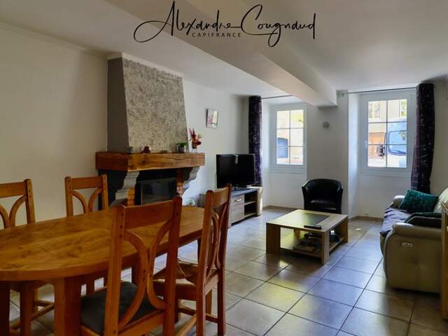 Verdalle – Maison de village P4 avec garage et grand volume à aménager — photo du bien