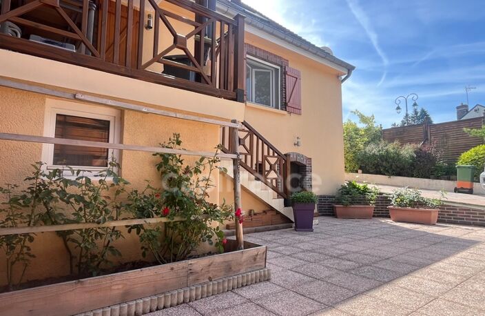 MAISON DE VILLAGE - DPE : C - 4 CHAMBRES - PISCINE COUVERTE - AUCUNS TRAVAUX A PREVOIR — photo 2