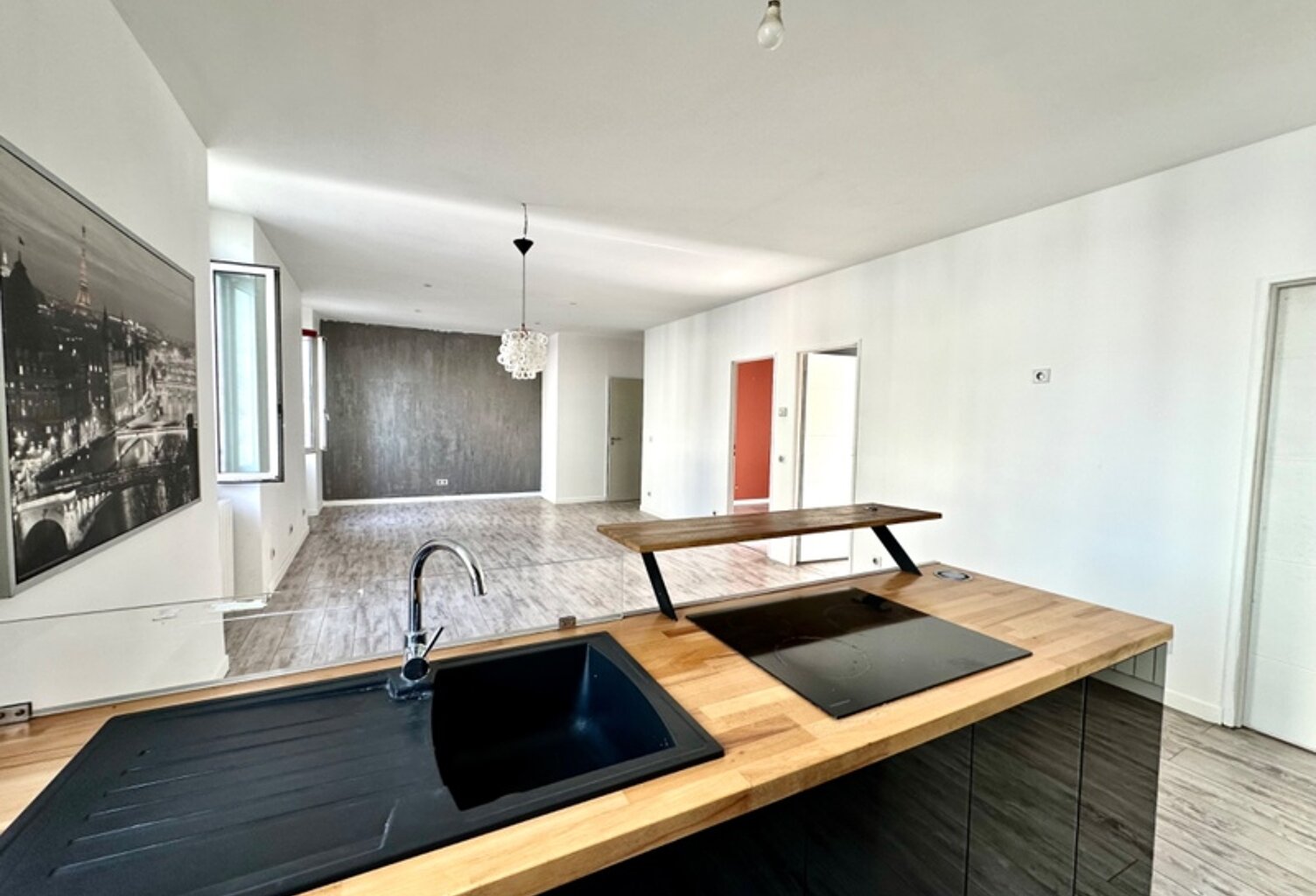 Marseille 10 ème, Quartier Saint Loup, T4 de 95m2, Dernier étage, Lumineux dans une petite copropriété — photo 1