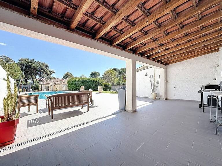 JUVIGNAC (34) - Maison T5 plain-pied sur terrain clos et arboré avec piscine, plage carrelée, pool-house, terrasses, 2 garages, véranda — photo 1
