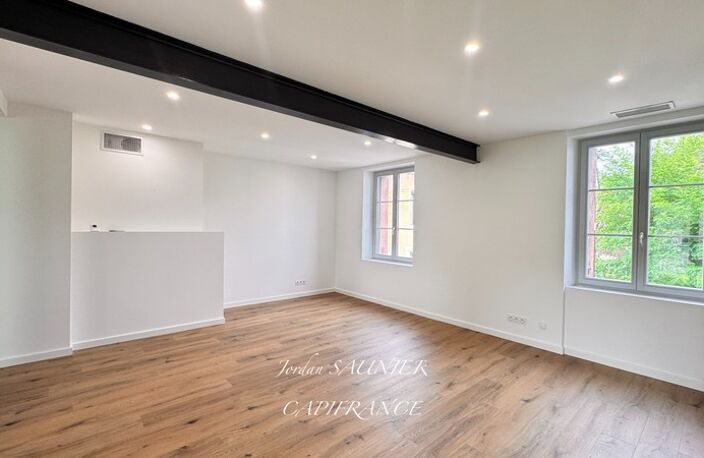 À vendre – Maison de ville de 125m2 rénovée avec jardin et garage – Revel — photo 2