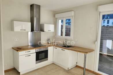 Bureau 7 pièces 1550 €