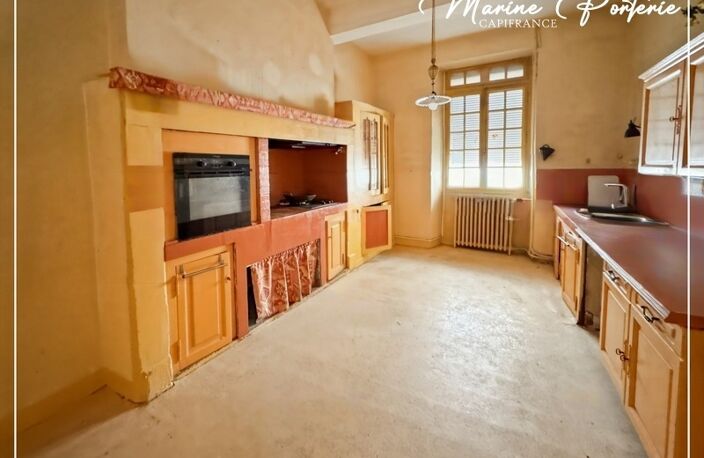 Maison de maître à révéler au cœur de Jegun – charme, volumes et cachet exceptionnel — photo 5