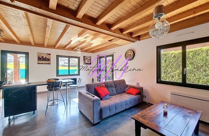 Chalet de 103.70 m² 3 chambres avec studio indépendant, piscine chauffée et terrain clos de 615 m² — photo 2