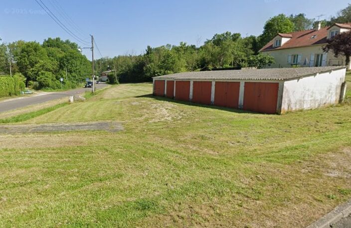 Terrain constructible avec garages à PROVINS même — photo 2