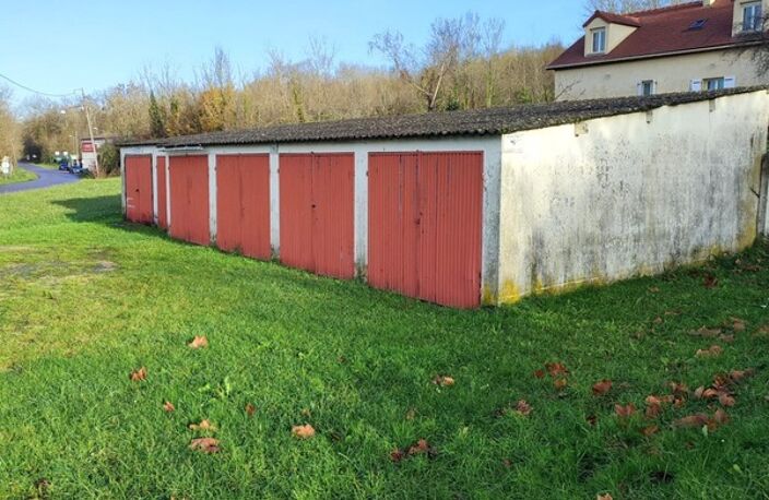 Terrain constructible avec garages à PROVINS même — photo 4