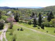 Propriété de 315 m² avec vue dégagée sur 1,67 ha de terrain avec piscine et maison d'amis — photo 3