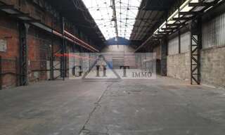 Local industriel  2746 m² à vendre à Pommeuse (77515)