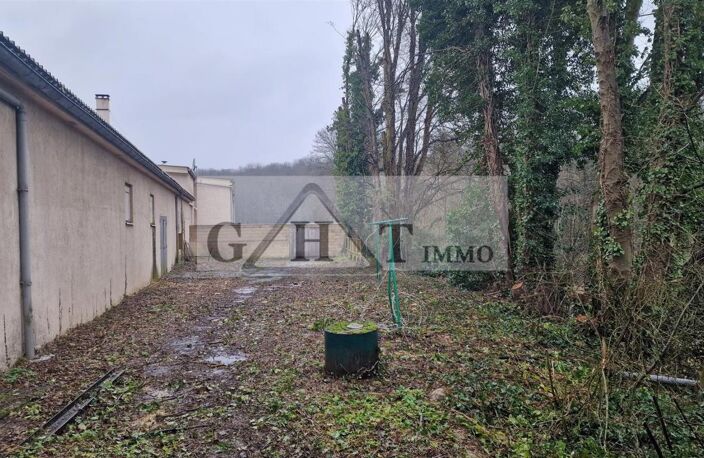 ENTREPÔT-BUREAUX À VENDRE SUR POMMEUSE — photo 3