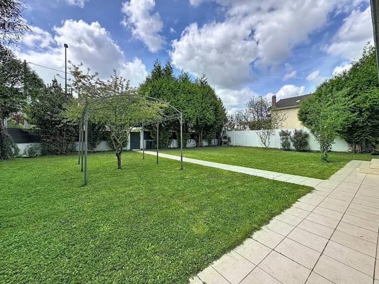 Spacieuse maison rénovée à Vaires-sur-Marne — photo 1