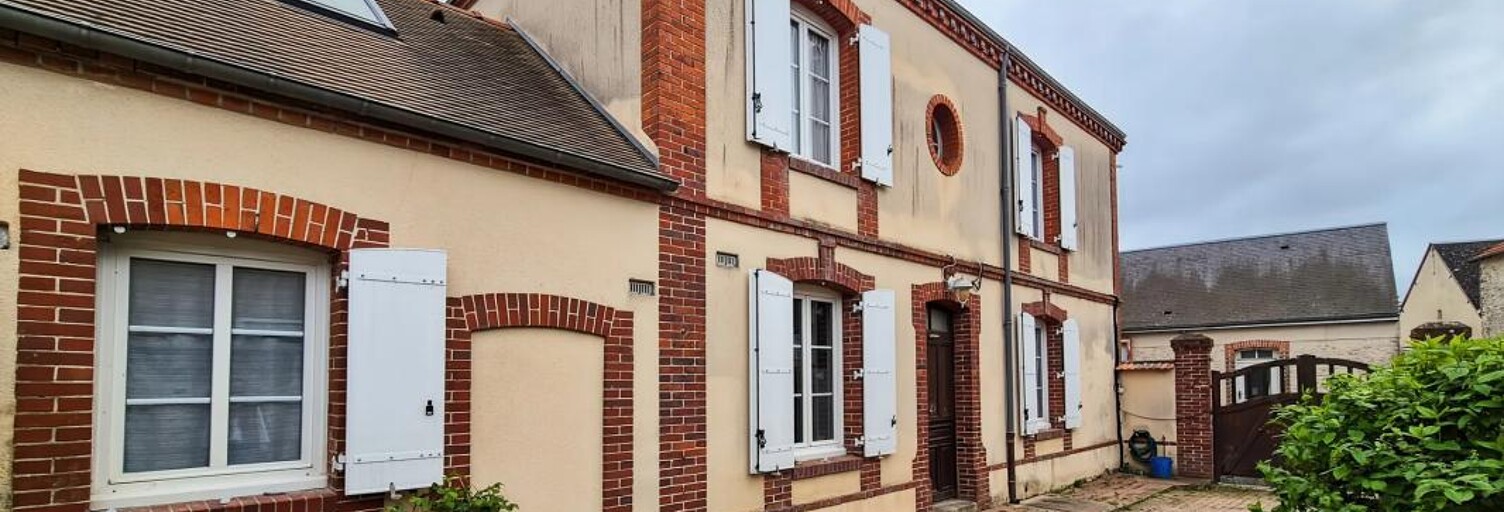 Maison 5 Pièces 103 m² à vendre à Prunay-le-Gillon (28360)