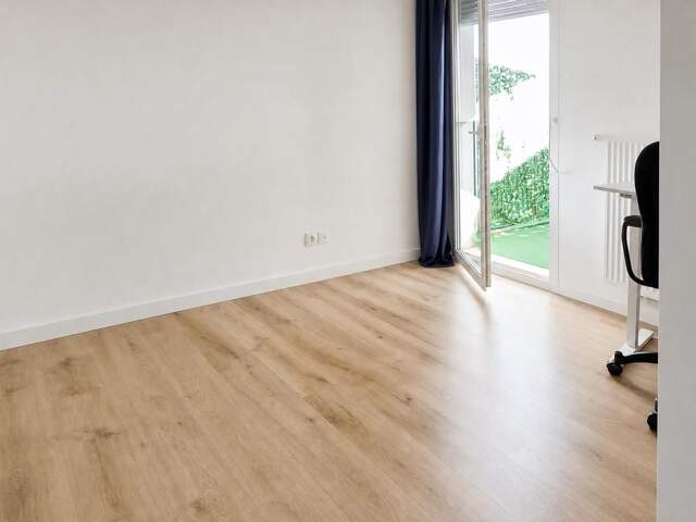 Appartement moderne avec terrasse à Roussillon — photo du bien