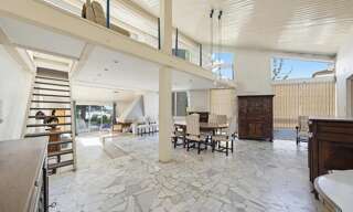 Maison 10 Pièces 280 m² à vendre à Bourg (33710)