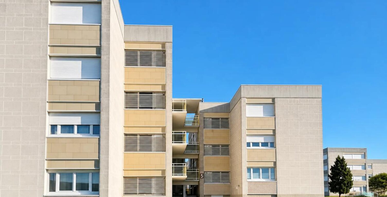 Immeuble 14 appartements avec balcons Cognac — photo 1