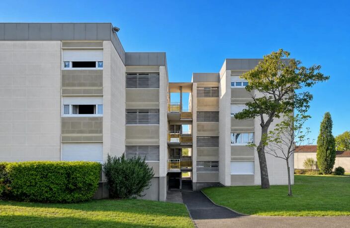 Immeuble 14 appartements avec balcons Cognac — photo 4