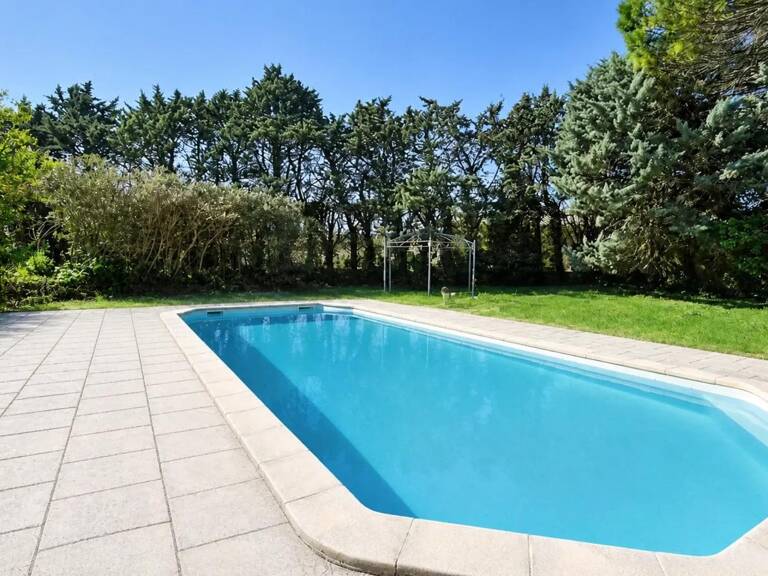 Propriété de Prestige avec Grand Terrain Arboré — photo 1