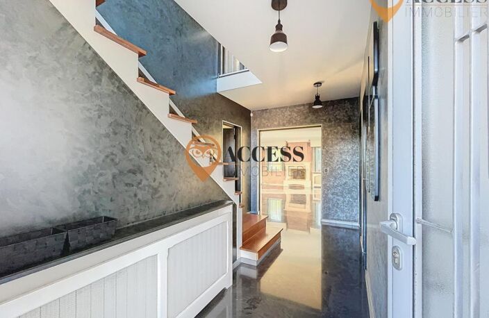GROSLAY - Maison familiale édifiée sur 1070m2 de terrain ! — photo 2