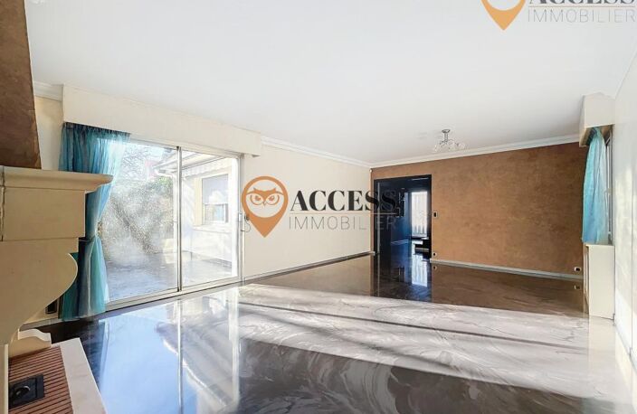 GROSLAY - Maison familiale édifiée sur 1070m2 de terrain ! — photo 4