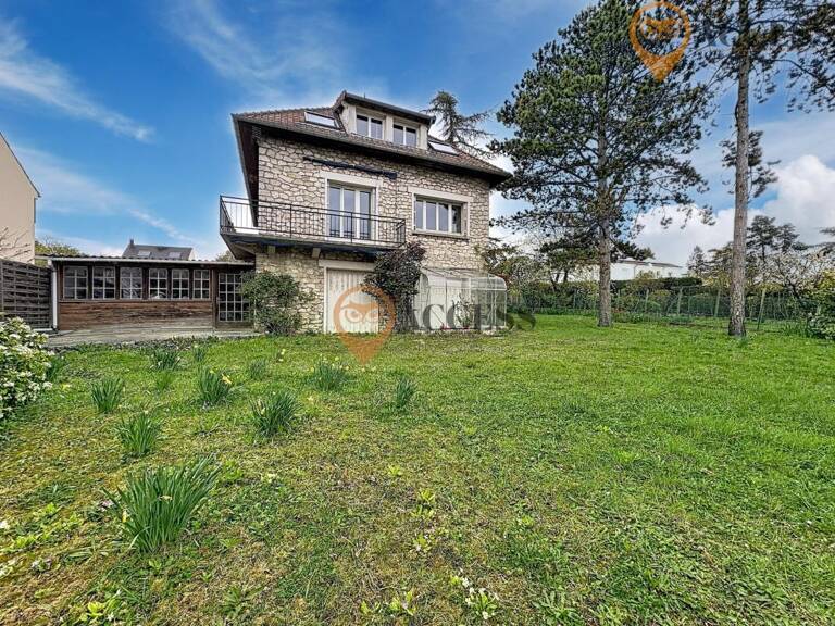 DEUIL-LA-BARRE - Maison de caractère, très beau potentiel ! — photo 1