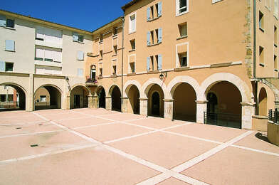 Appartement 3 pièces 534 €